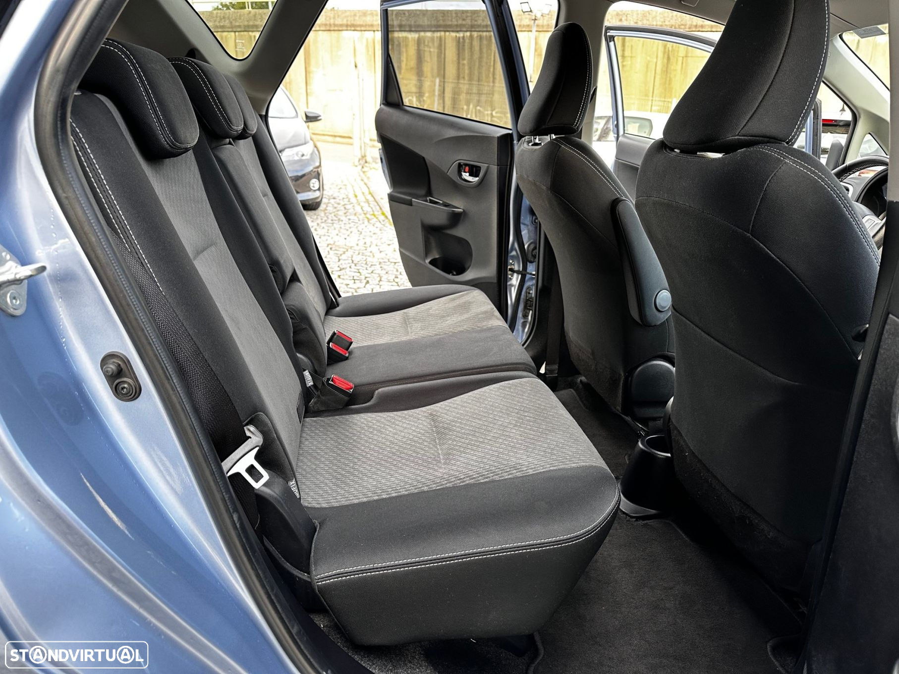 Toyota Verso-S - 14
