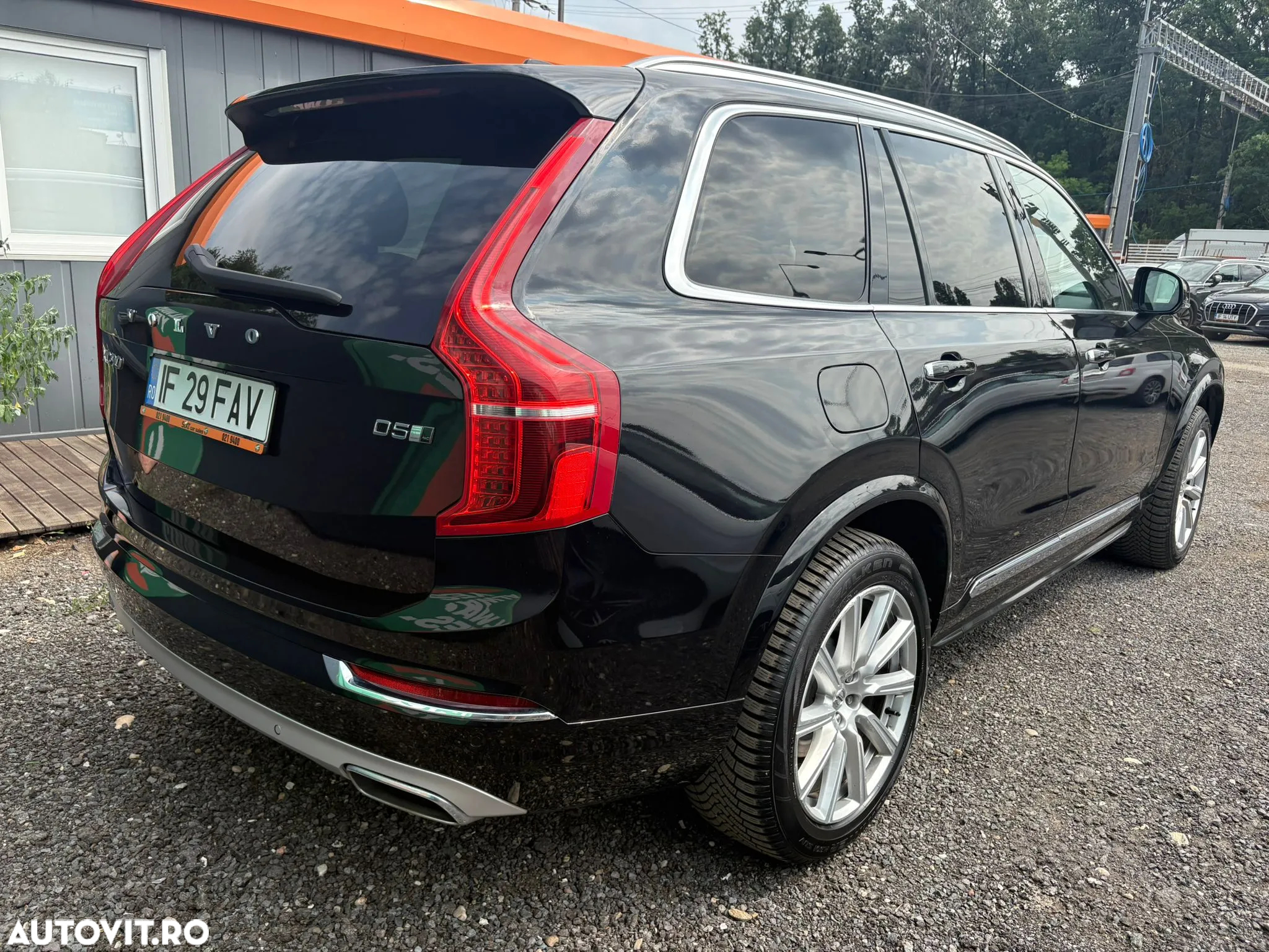 Volvo XC 90 D5 AWD Kinetic - 2