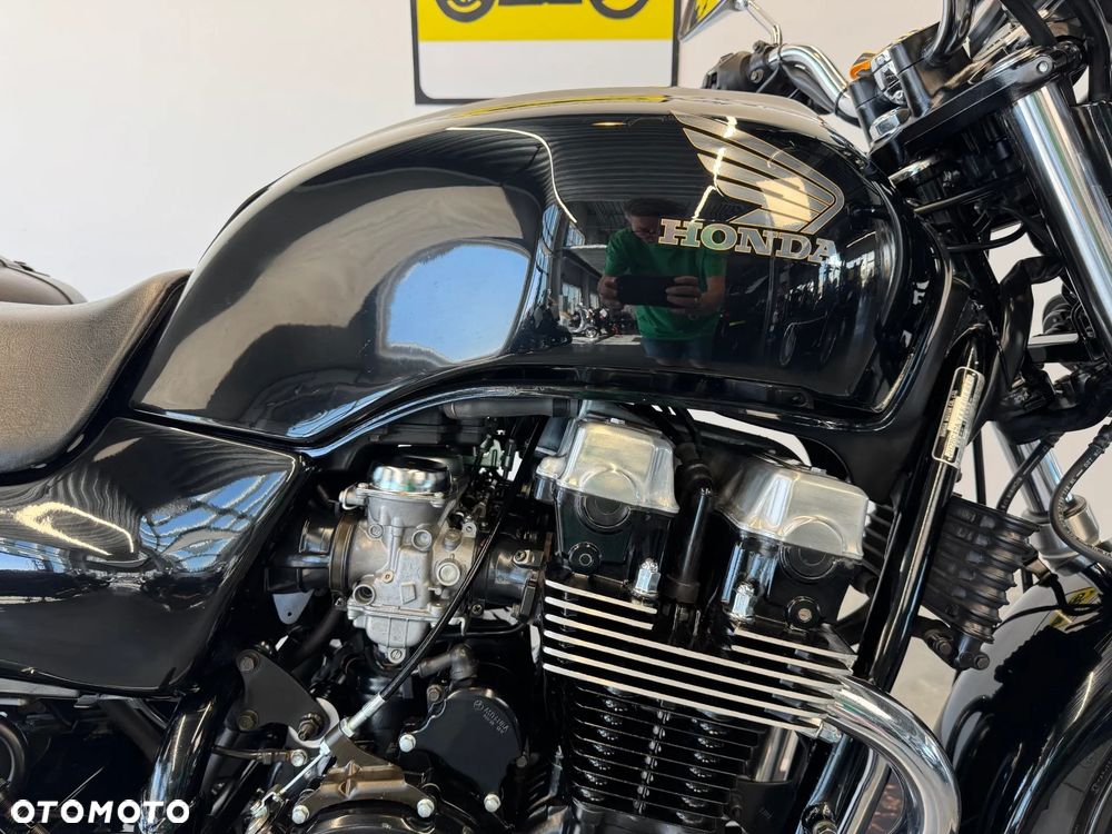 Honda CB - 28
