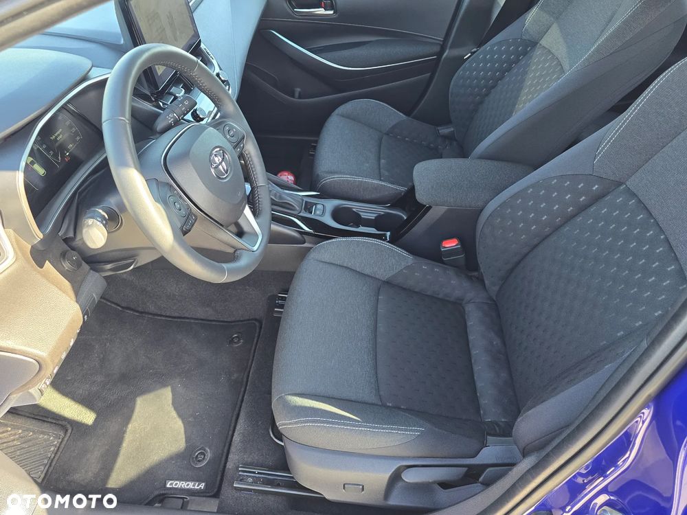 Toyota Corolla 1.8 Hybrid Comfort - 24