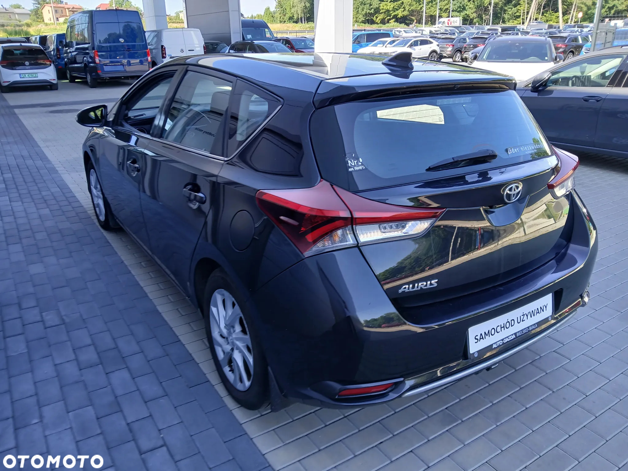 Toyota Auris 1.6 Premium - 4