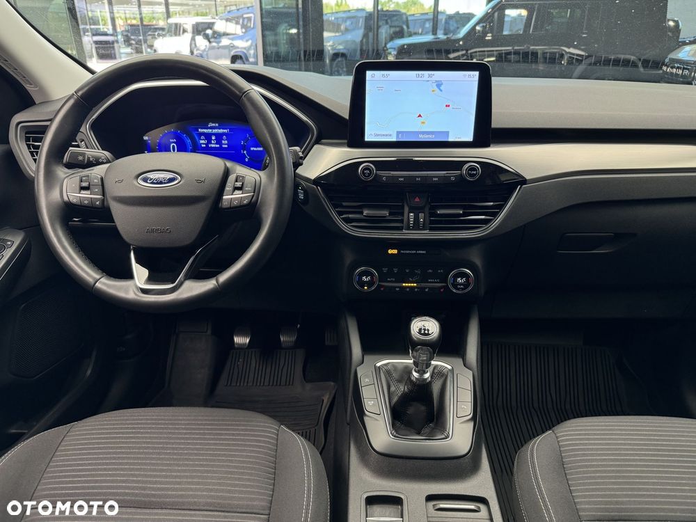 Ford Kuga - 17