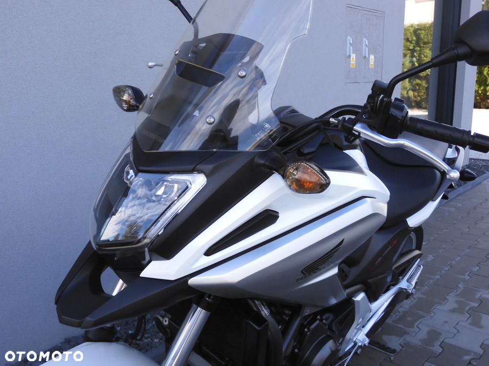 Honda NC - 22