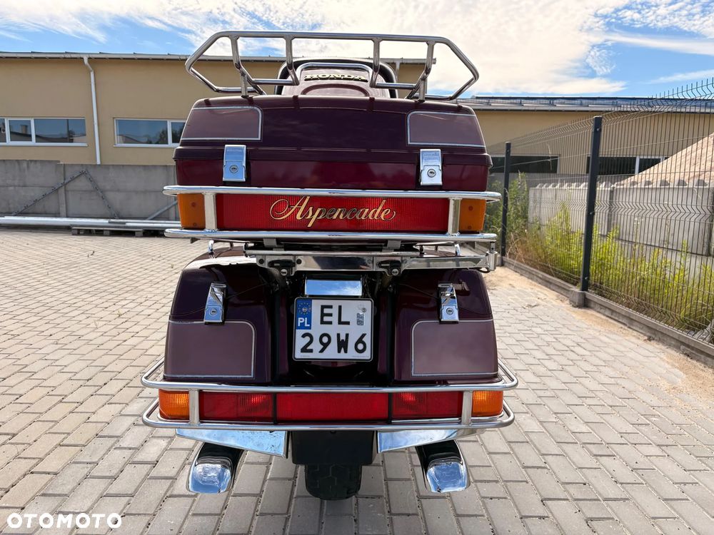Honda GL - 11