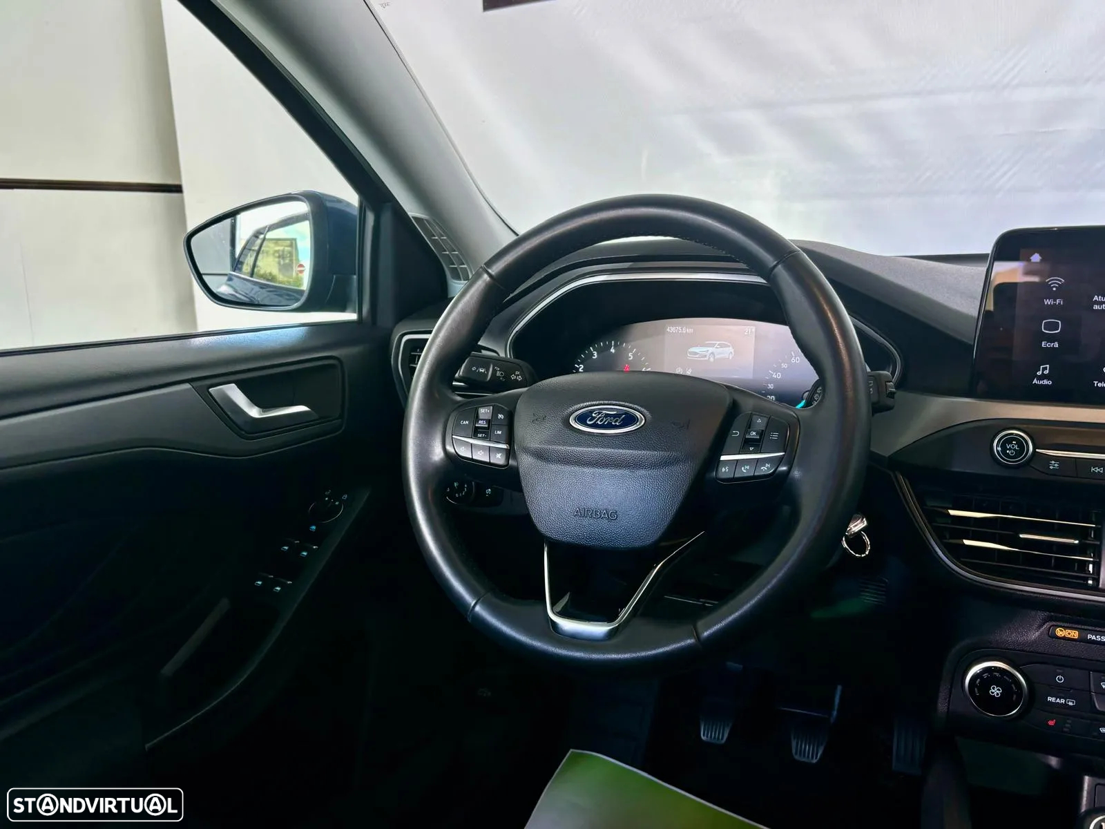 Ford Focus SW 1.0 EcoBoost Active - 26