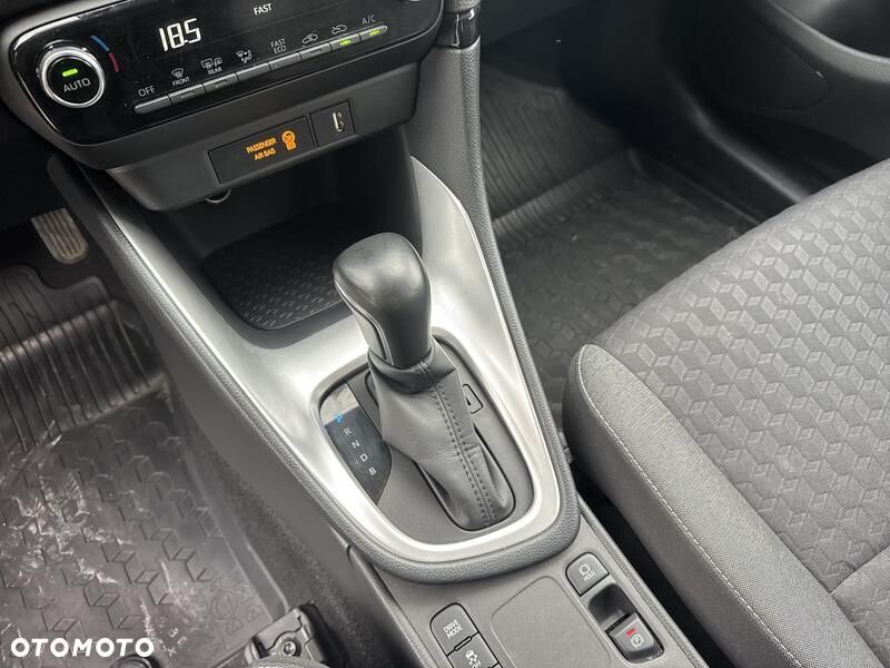 Toyota Yaris Hybrid 1.5 Comfort - 14