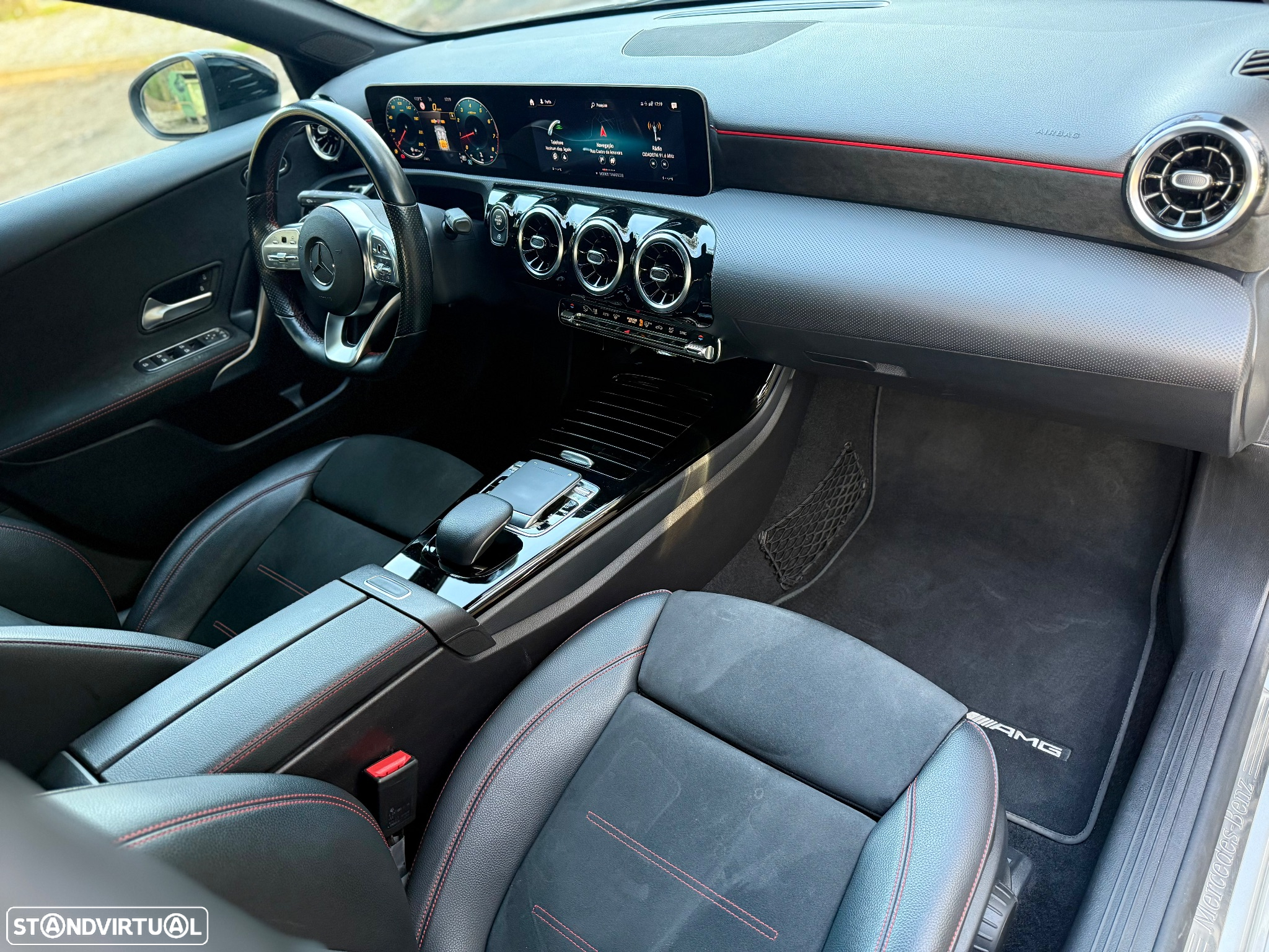 Mercedes-Benz A 200 Limousine AMG Line Aut. - 28