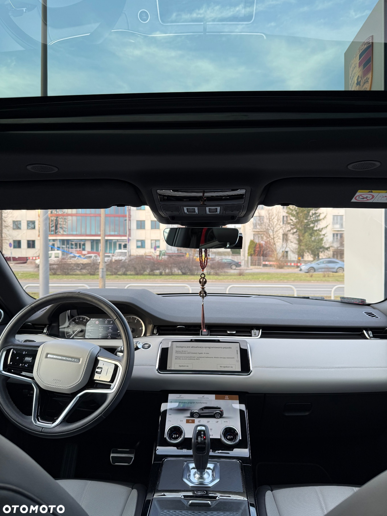 Land Rover Range Rover Evoque - 16