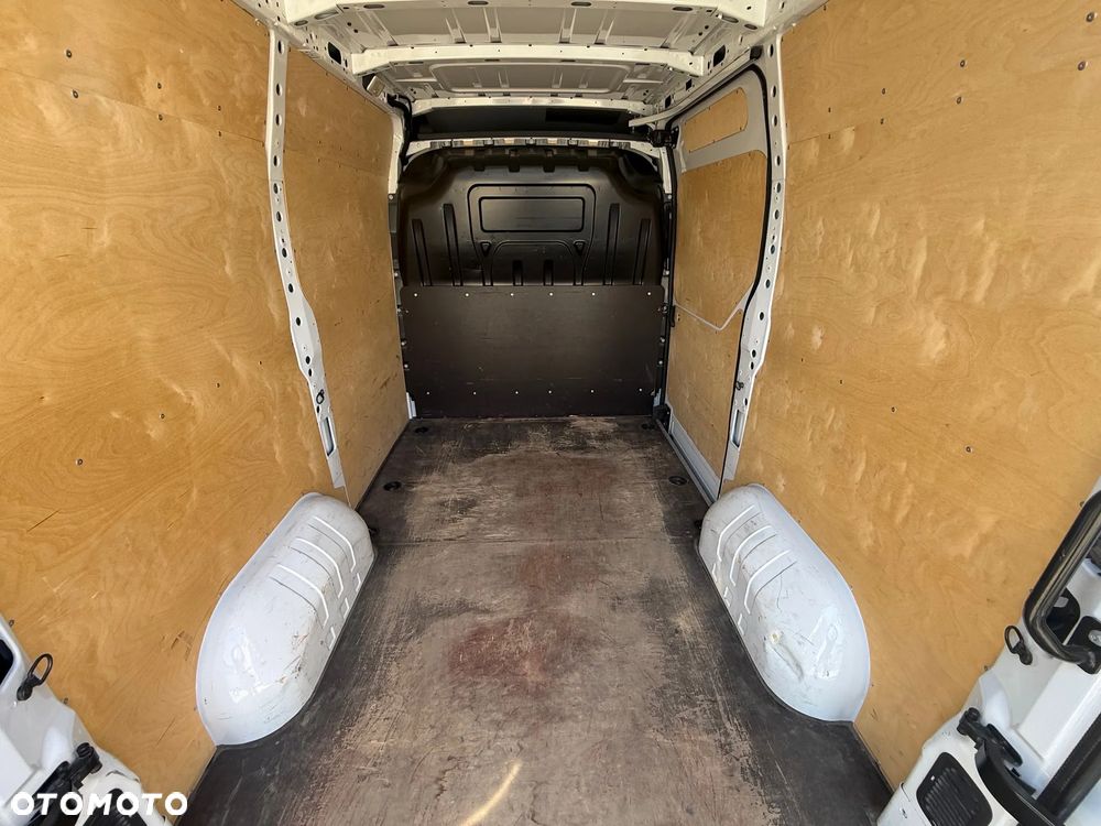 Renault Master - 12