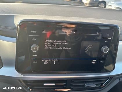 Volkswagen T-Roc - 17