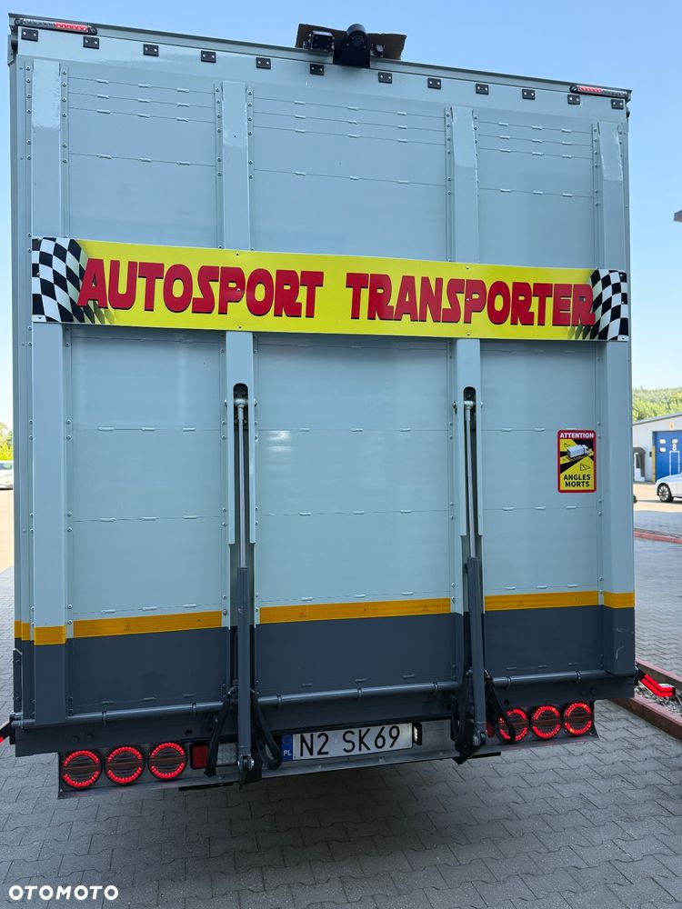 Mercedes-Benz Sprinter - 30