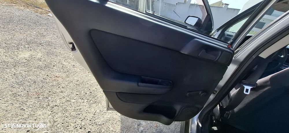 Opel Astra 1.4 Club - 13
