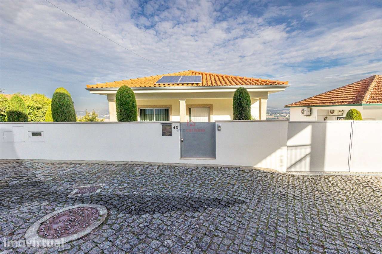 Moradia Individual T3 em Rebordões, Santo Tirso