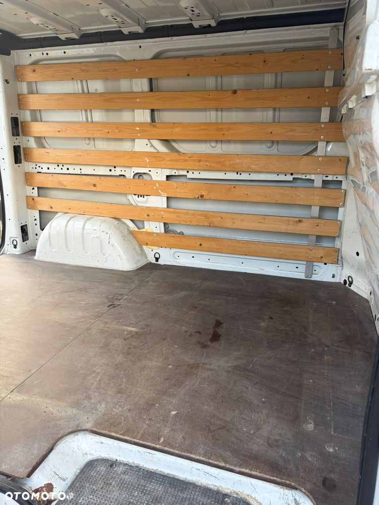 Opel Vivaro L1H1 2.7t - 10