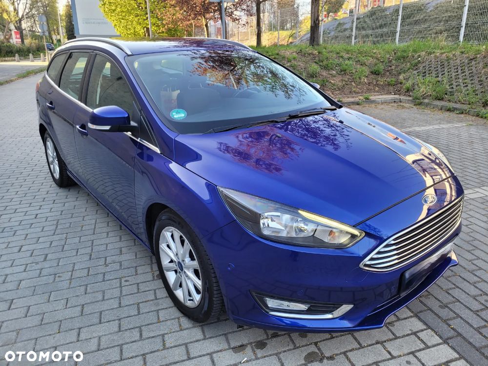 Ford Focus 1.0 EcoBoost STart-Stopp-System TITANIUM - 4