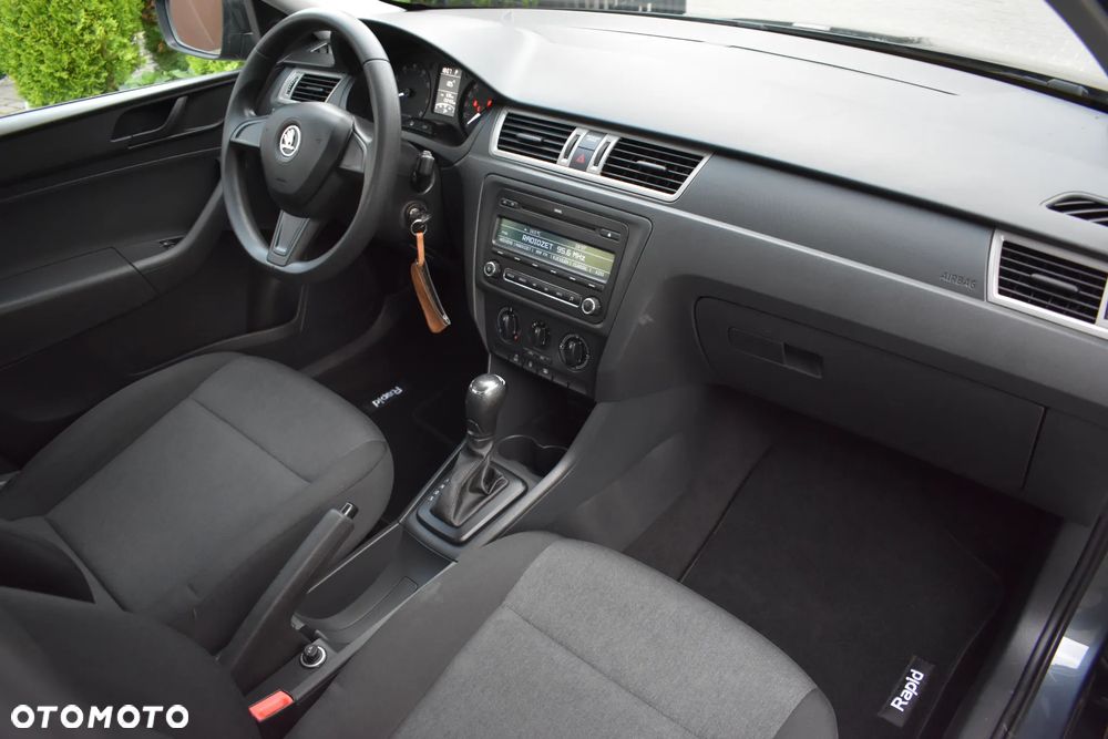 Skoda RAPID 1.4 TSI DSG Ambition - 8