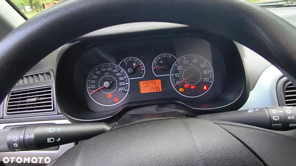 Fiat Punto - 8