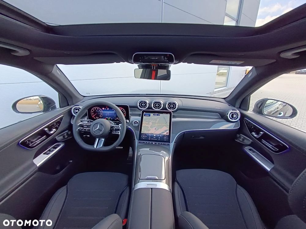 Mercedes-Benz GLC - 7