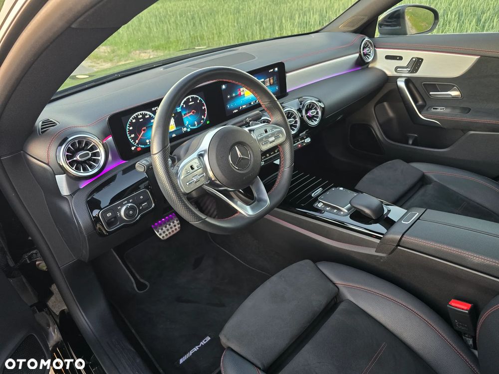 Mercedes-Benz CLA 200 d 8G-DCT AMG Line - 18