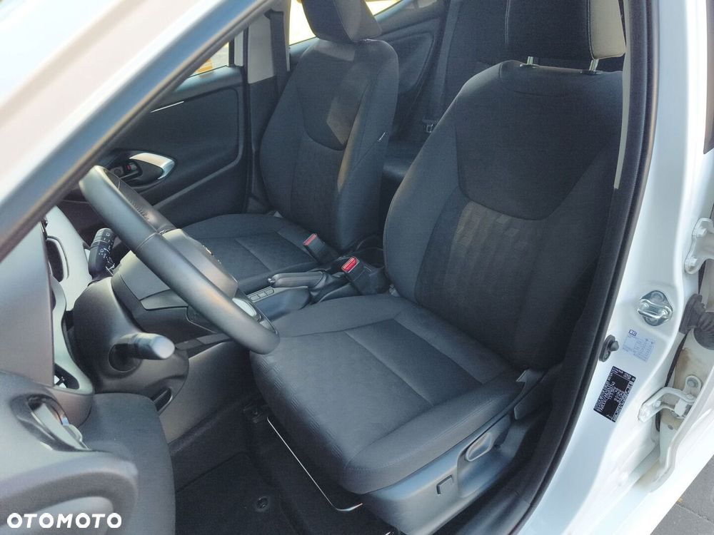 Toyota Yaris 1.5 Comfort - 18