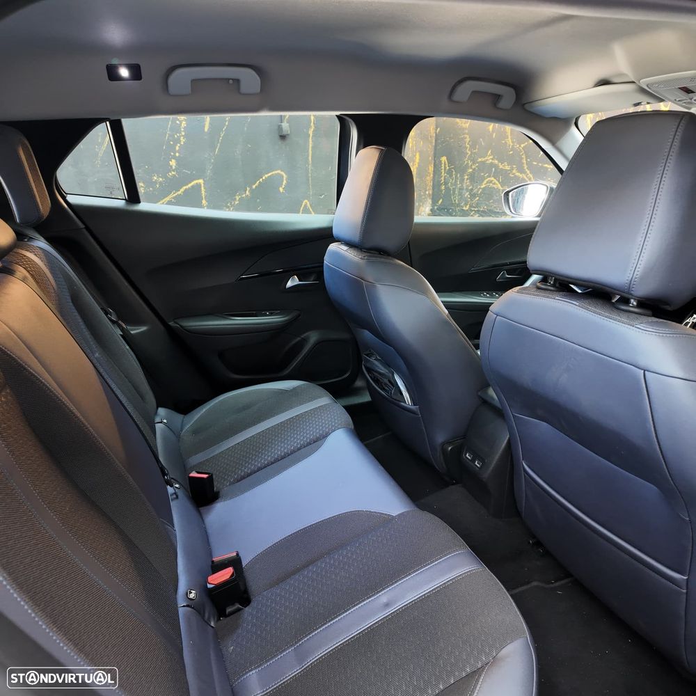 Peugeot 2008 PureTech 130 EAT8 Allure - 8