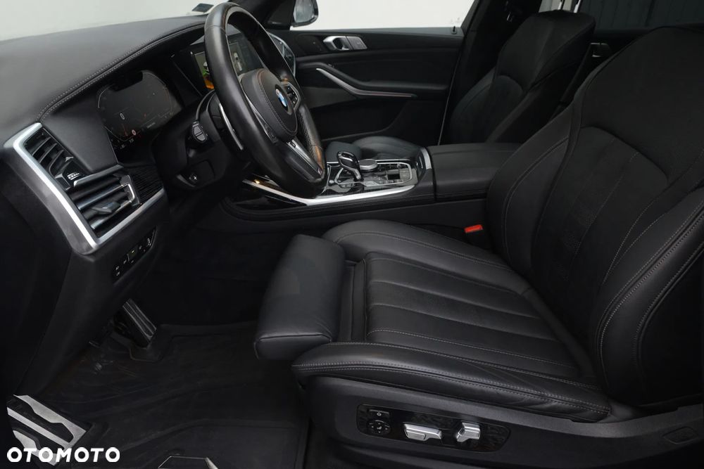 BMW X7 - 6