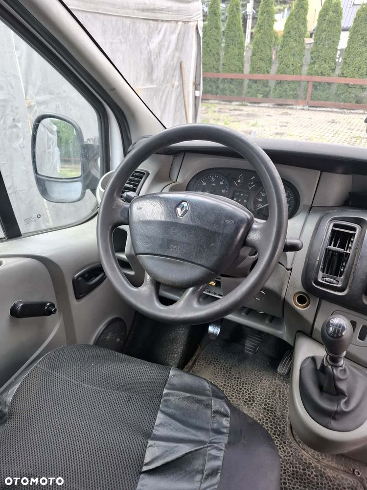 Renault Trafic - 9