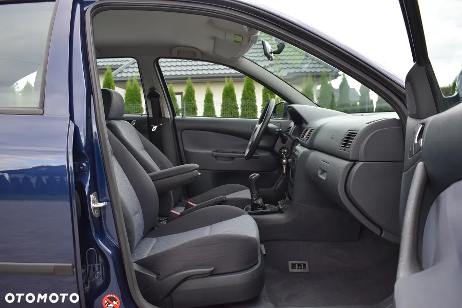 Skoda Octavia 2.0 Ambiente - 11