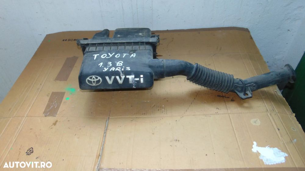 Carcasa filtru aer Toyota Yaris 1.3 VVT-I benzina an 2007 - 1