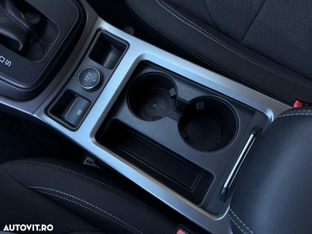 Ford Kuga - 20
