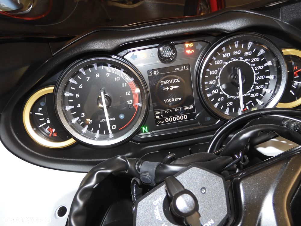 Suzuki Hayabusa - 15