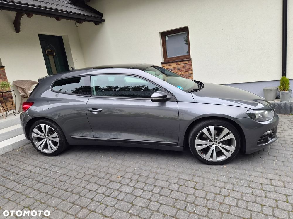 Volkswagen Scirocco 2.0 TDI DSG - 22
