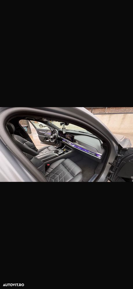 BMW Seria 7 740i - 13