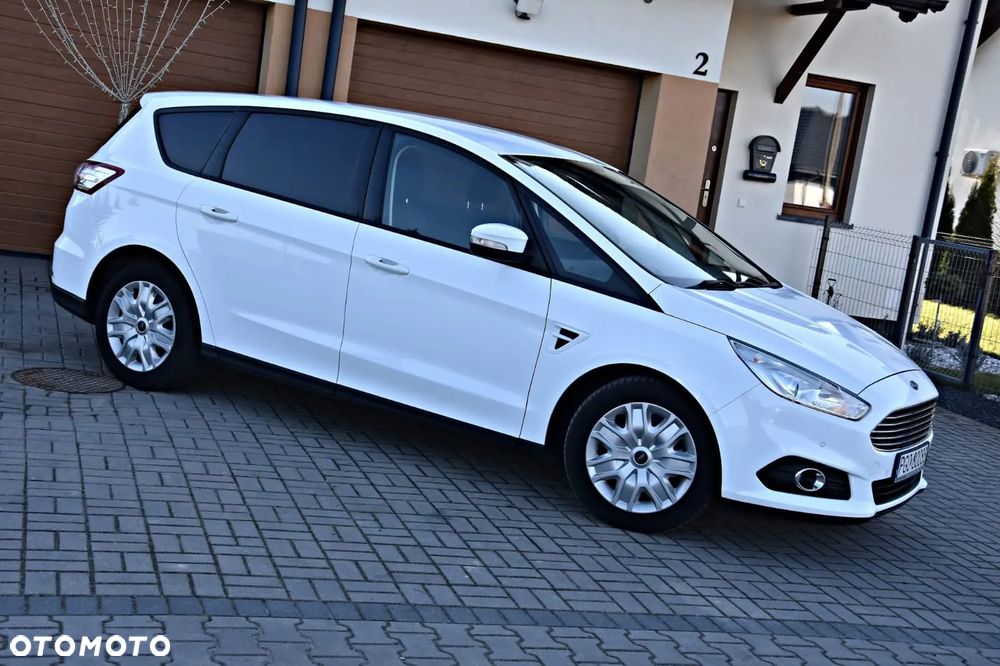 Ford S-Max - 1