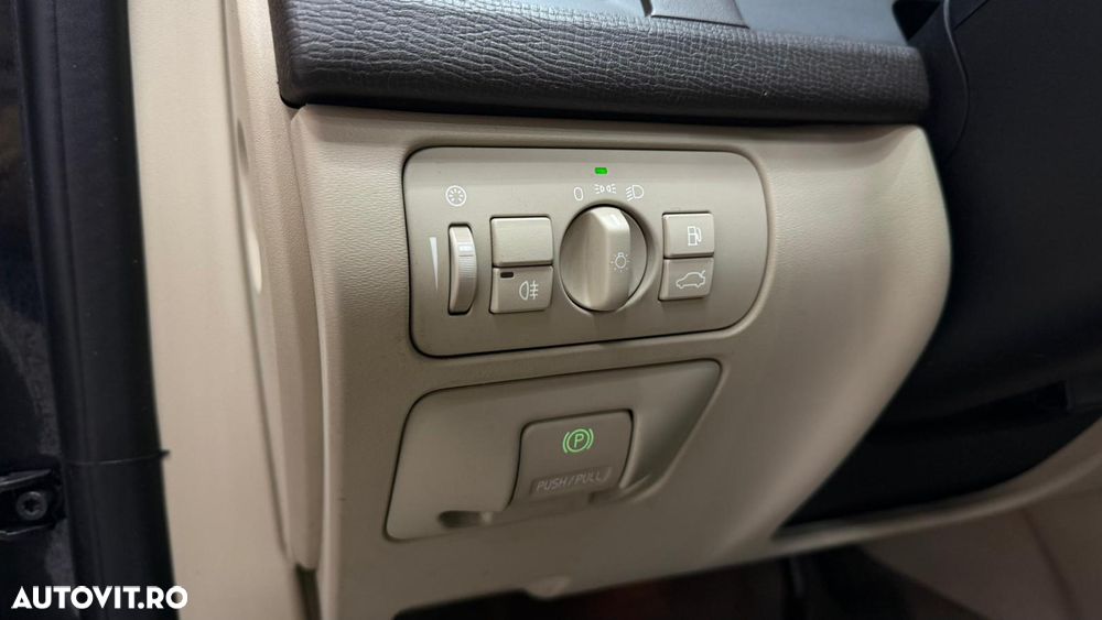 Volvo XC 60 D3 Aut. Summum - 24