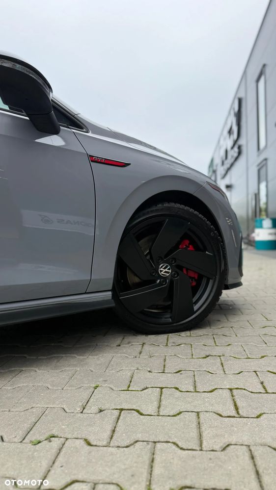 Volkswagen Golf VIII 2.0 TSI GTI DSG - 9