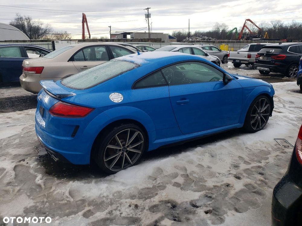 Audi TT S Coupé - 6