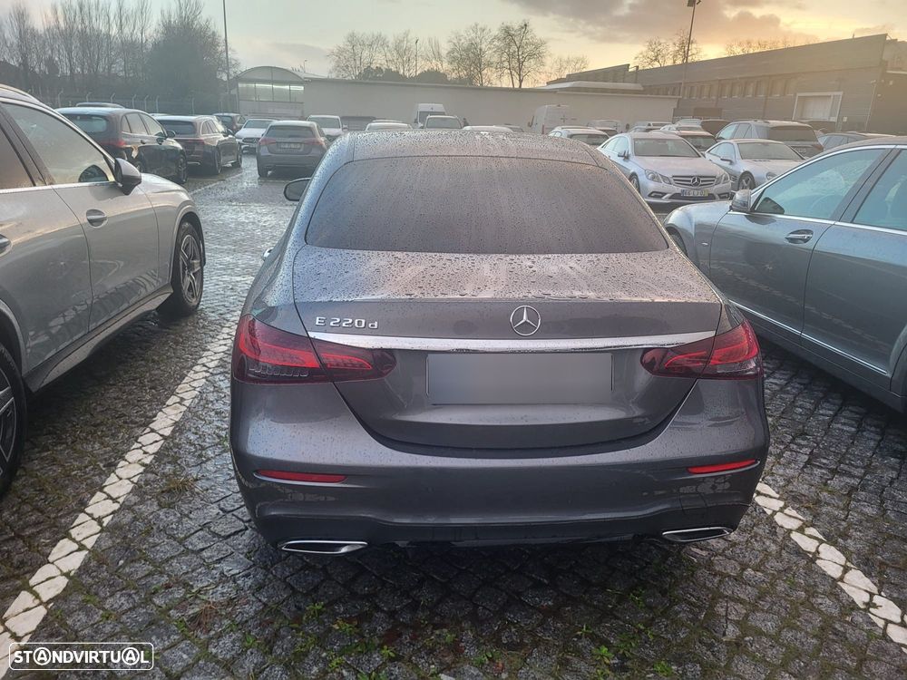 Mercedes-Benz E 220 d AMG Line - 4