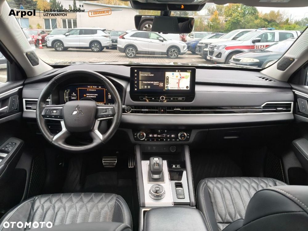 Mitsubishi Outlander - 28