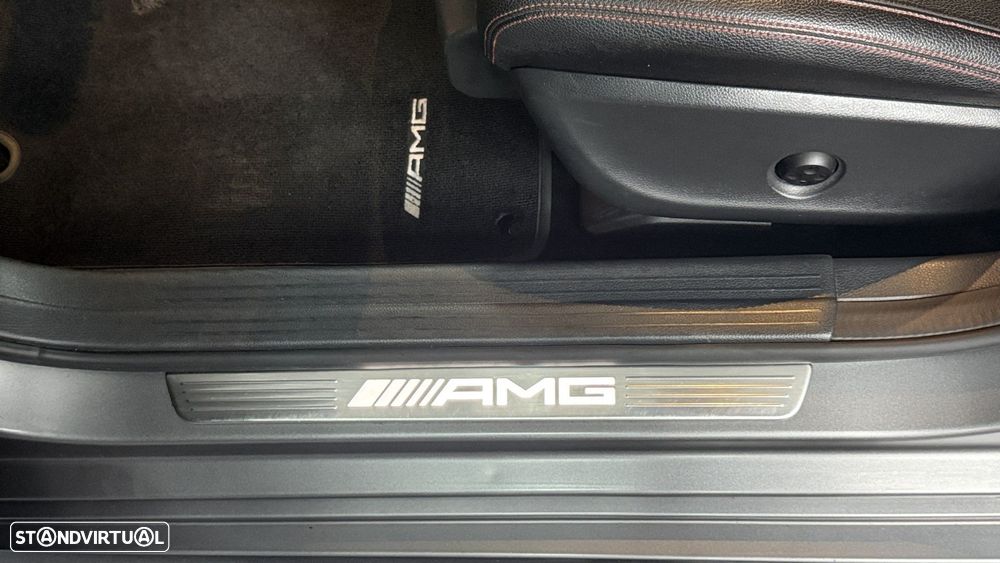 Mercedes-Benz A 45 AMG 4-Matic - 24