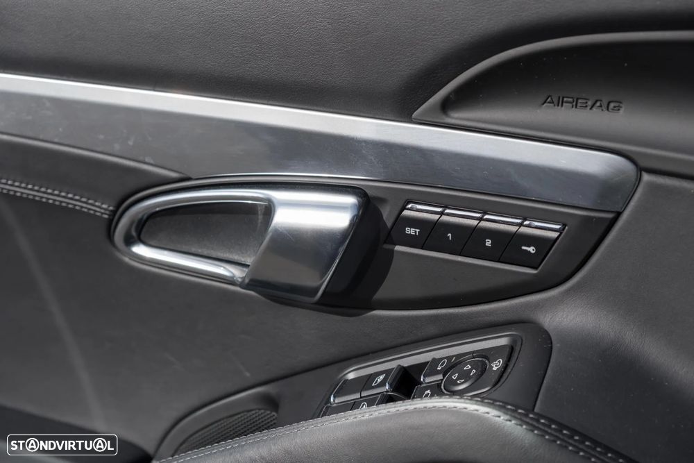 Porsche 911 (991) Carrera 4 S PDK - 21