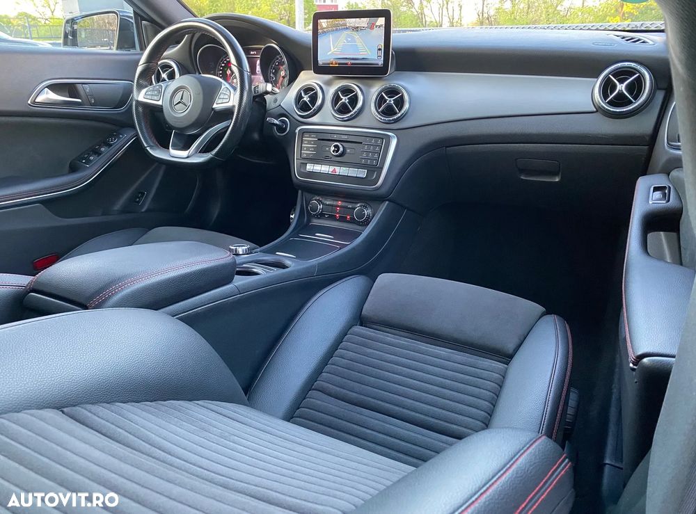 Mercedes-Benz CLA 180 7G-DCT AMG Line - 14