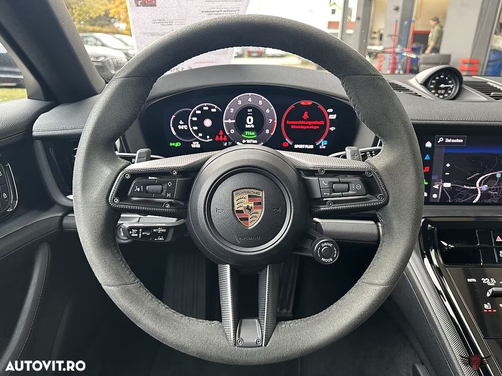 Porsche Panamera 4 E-Hybrid - 14