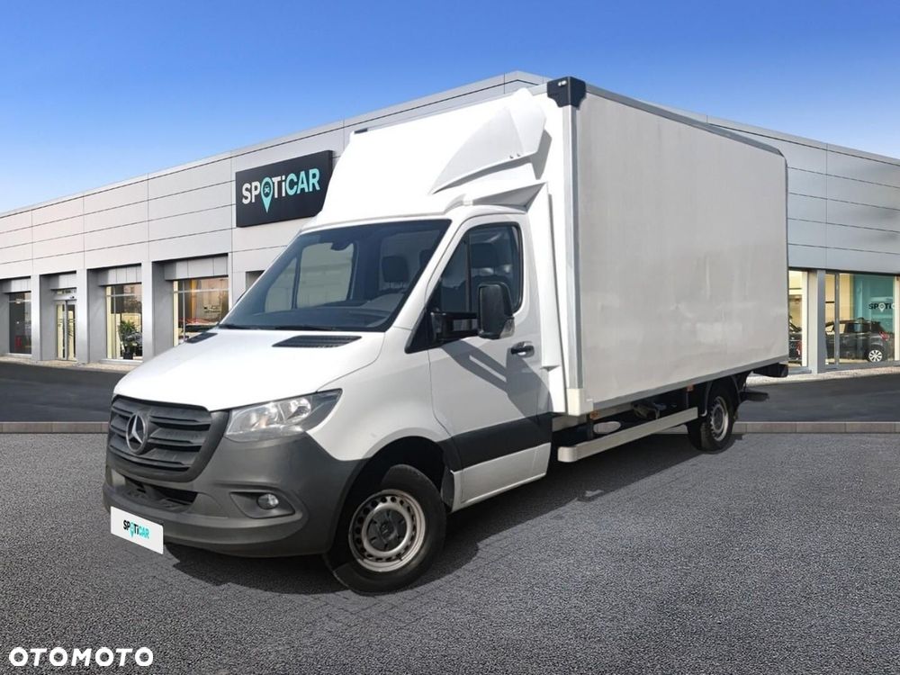 Mercedes-Benz Sprinter - 1