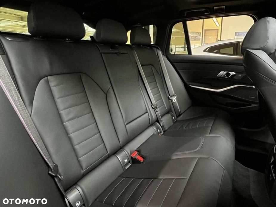 BMW Seria 3 - 11