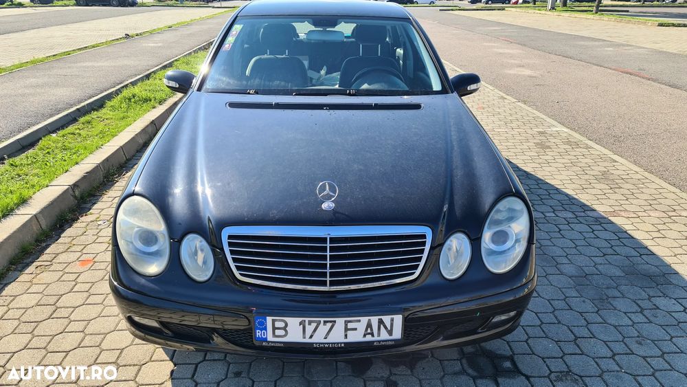 Mercedes-Benz E 200 KOMPRESSOR Elegance - 23