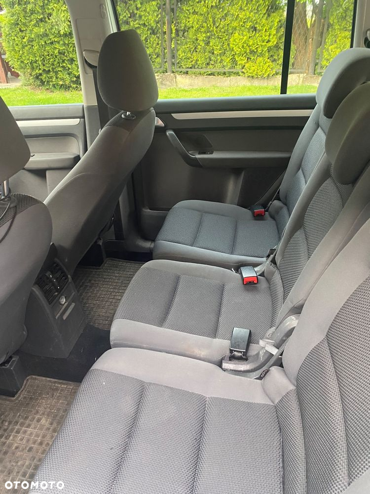 Volkswagen Touran 1.6 TDI DPF BlueMot Trendline - 8