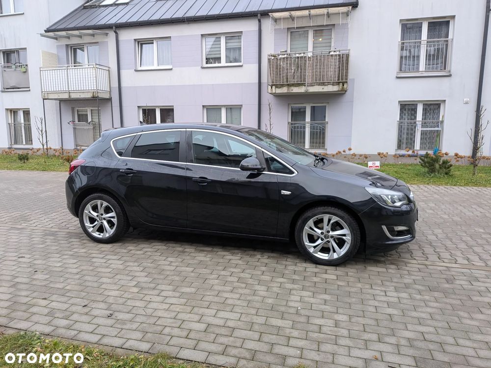 Opel Astra 1.4 Turbo Color Edition - 2