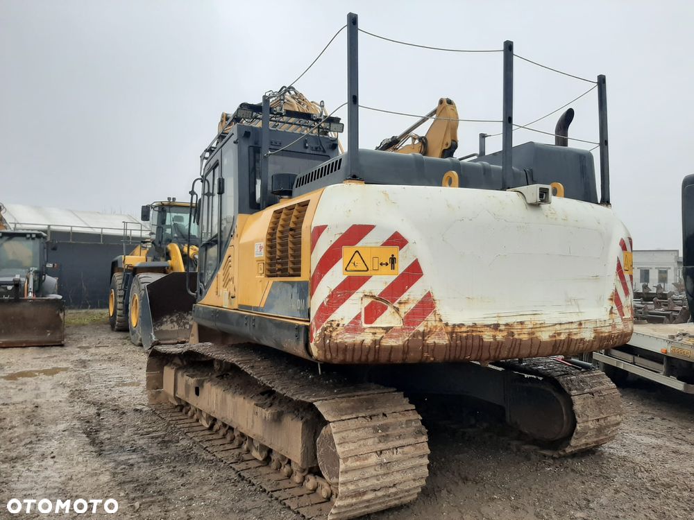 Liu Gong CLG924E - 4