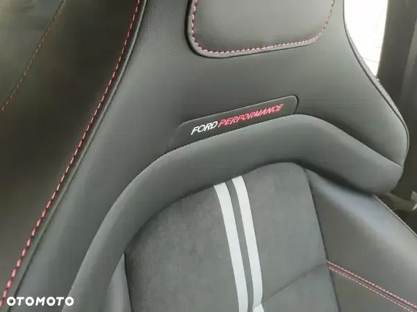Ford Focus 2.3 EcoBoost ST X - 15